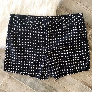 TOMMY HILFIGER * Black and White Chino Shorts